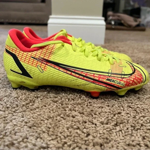 Nike Jr. Mercurial Vapor 14 Academy FG/MG, Size 3.5Y - Picture 6 of 9